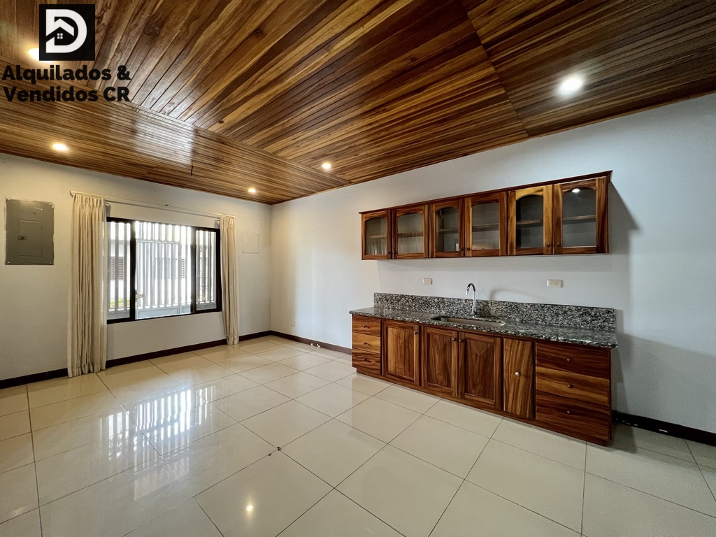 Casa Cedros