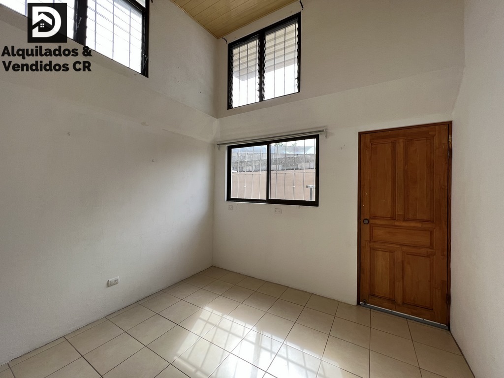 Casa Borgoña